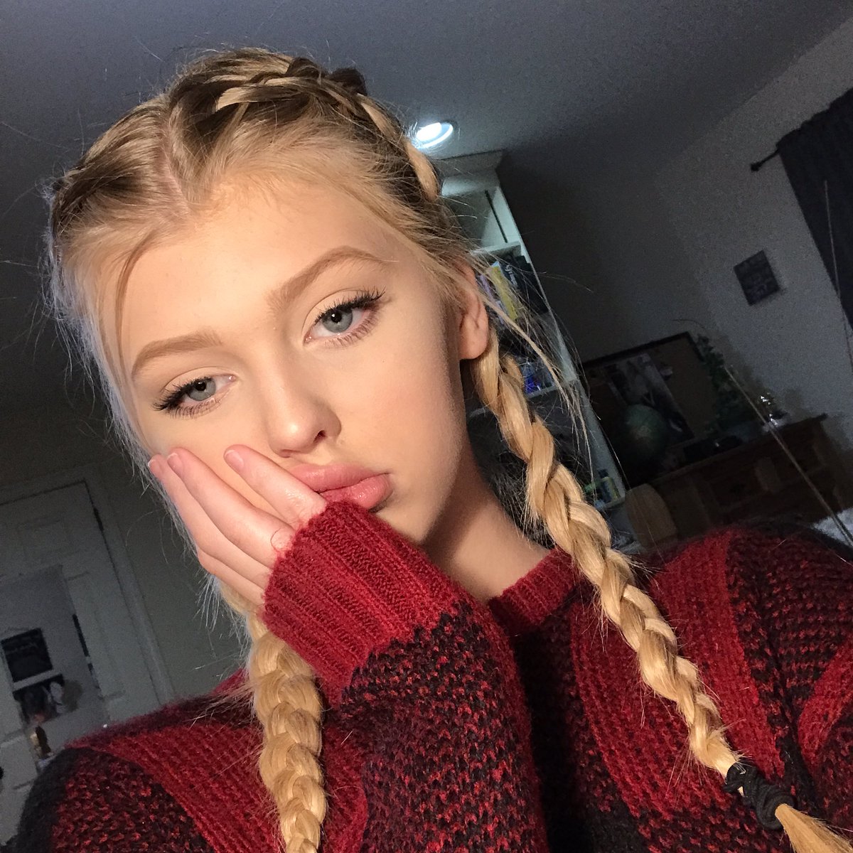 loren gray cute