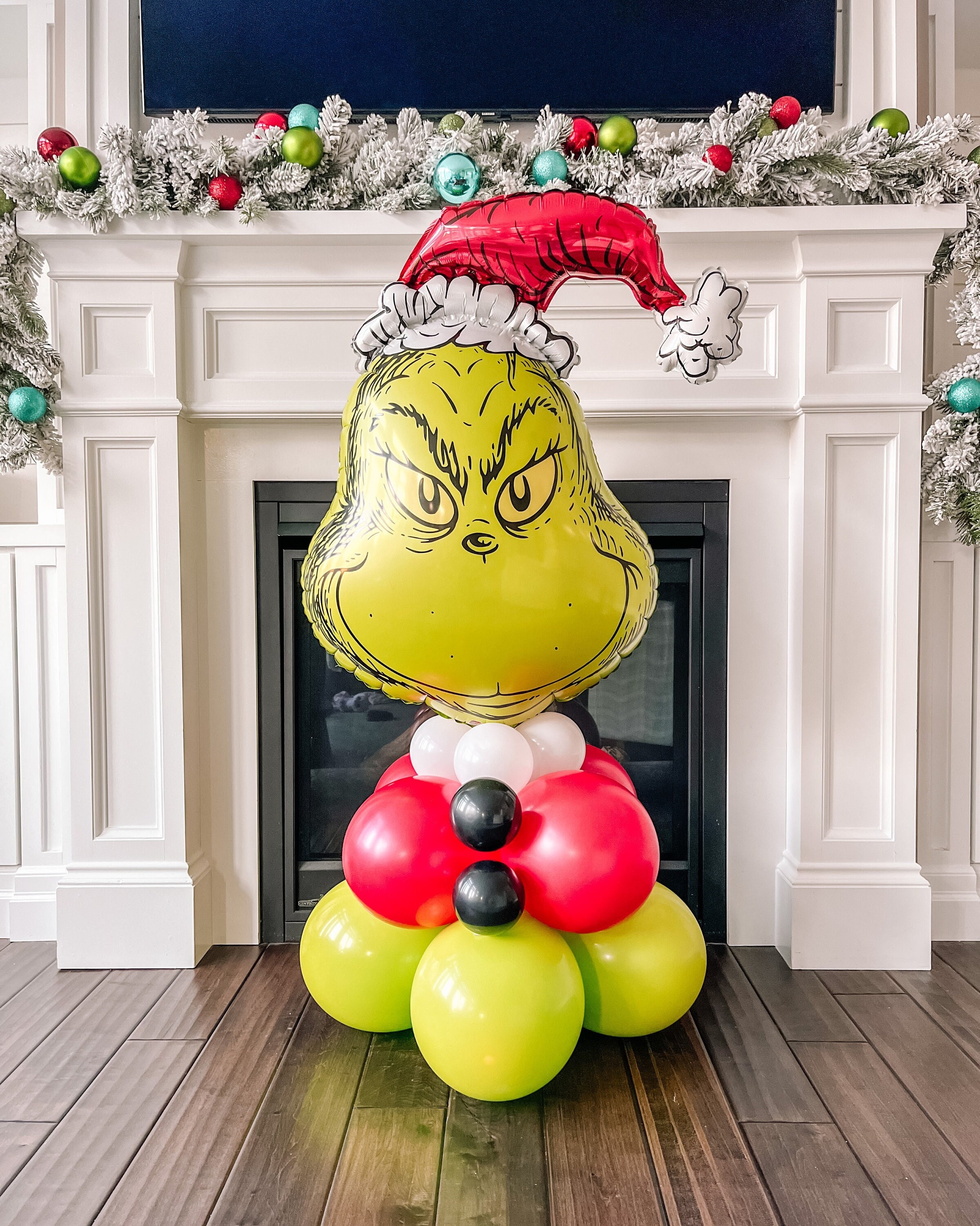 grinch balloon ideas