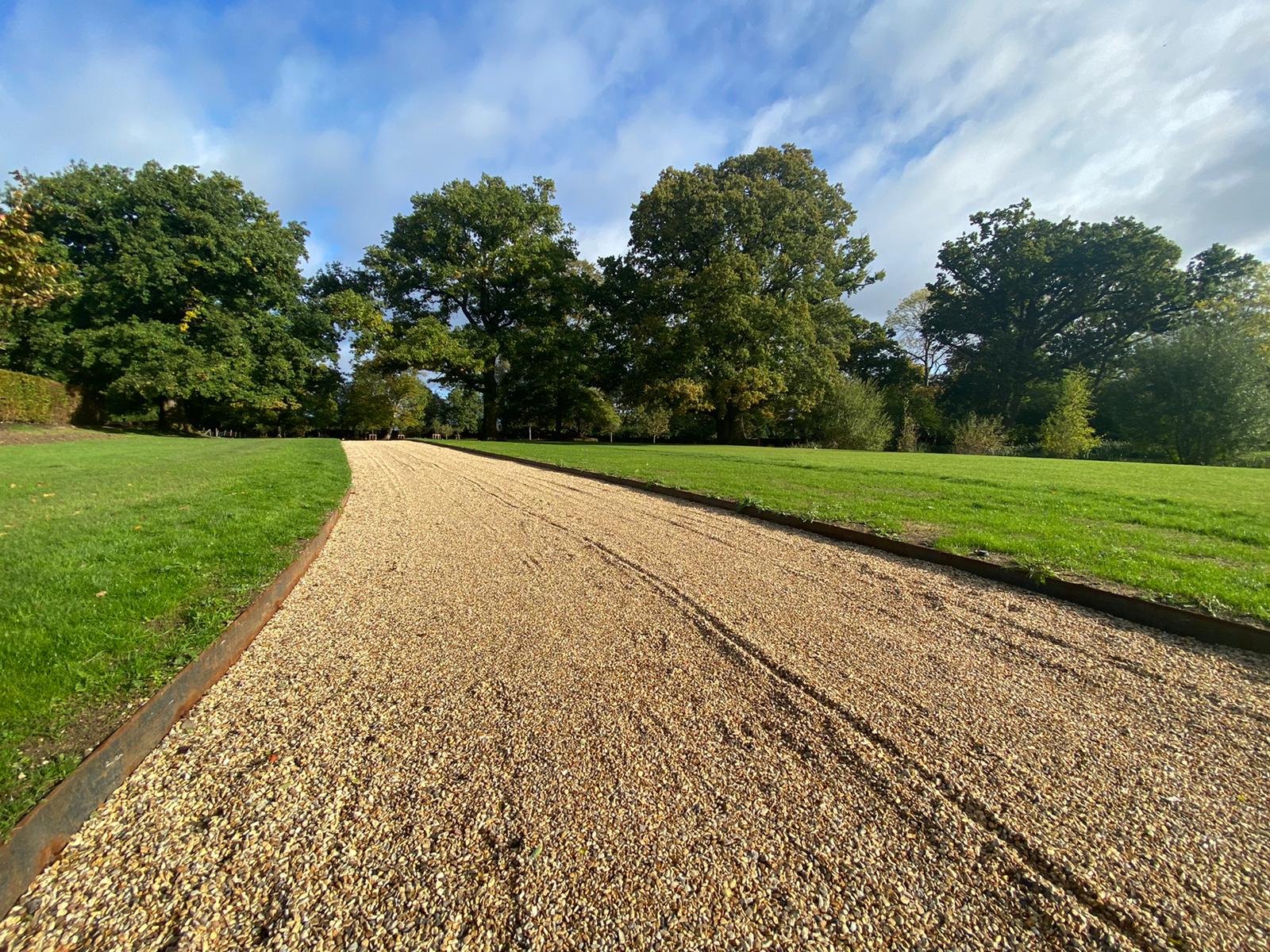 gravel edging for driveway