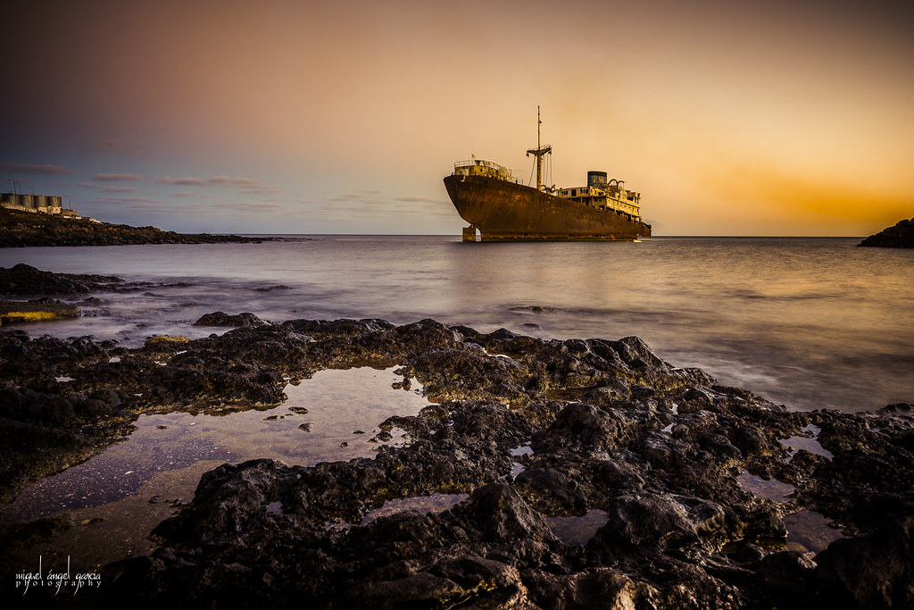 what time does the sunrise in lanzarote