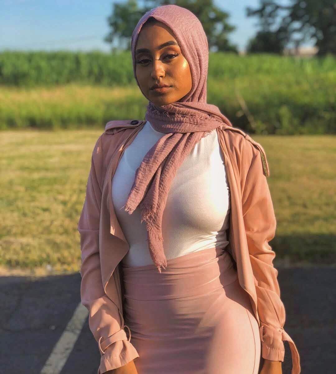 sexy hijabi