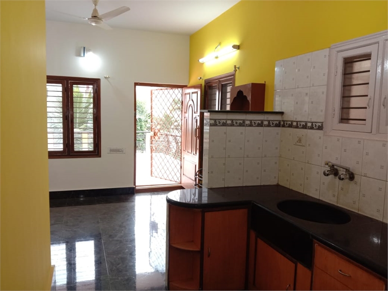 1 bhk for rent in kalyan nagar