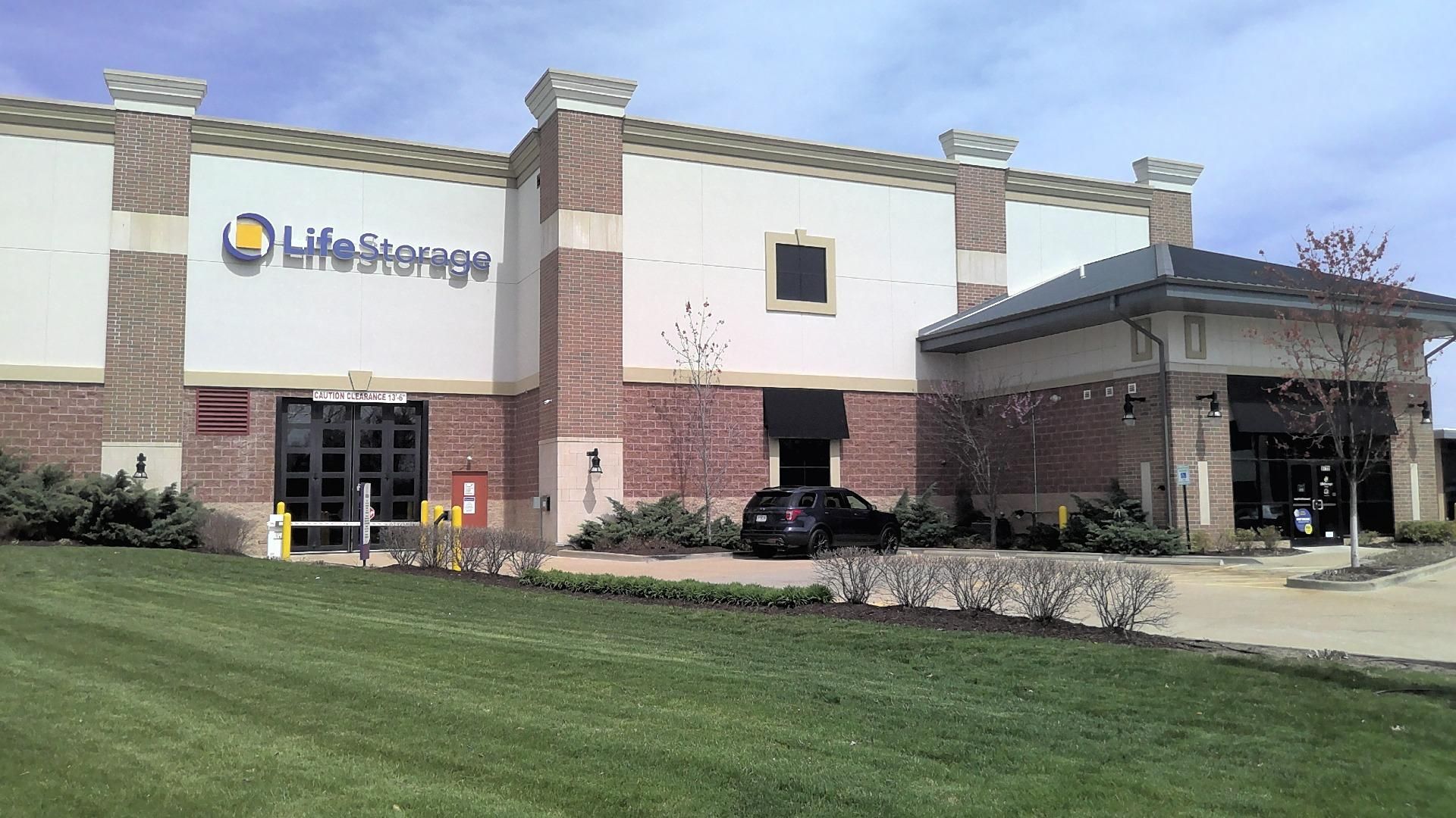 life storage brentwood