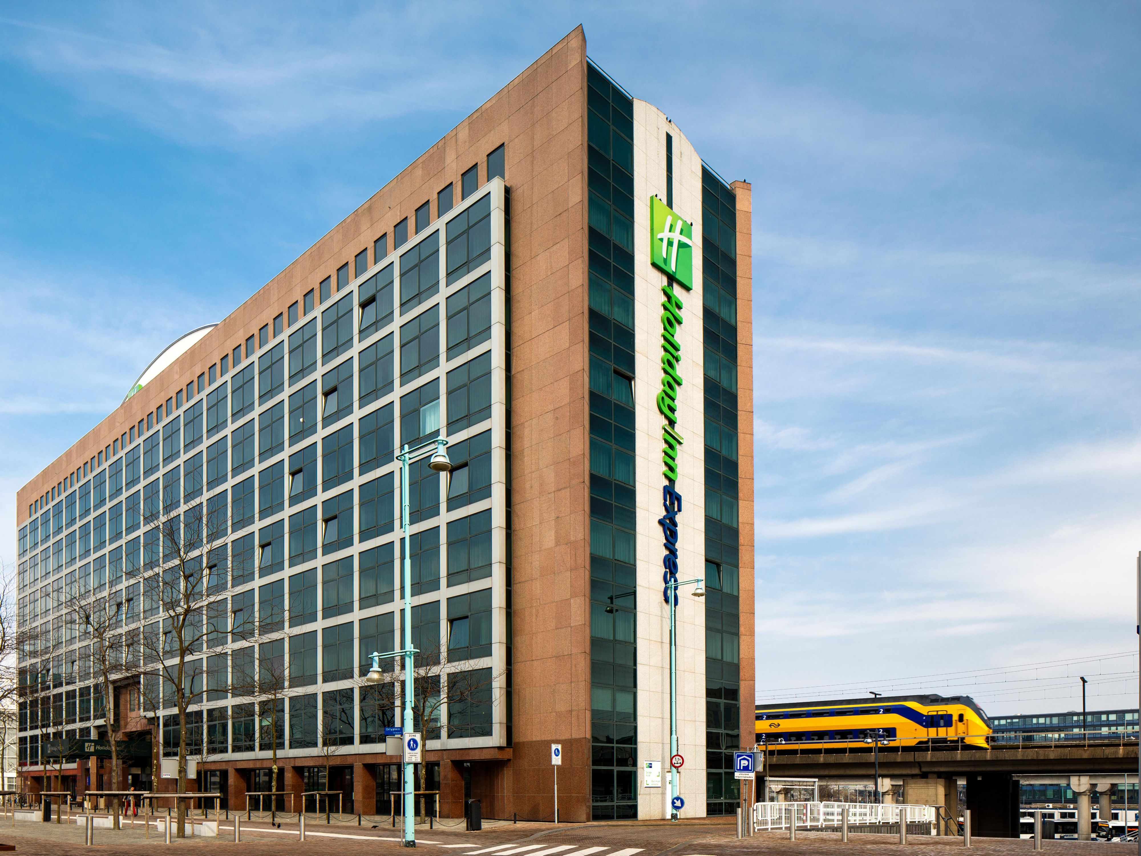 holiday inn express sloterdijk station hotel