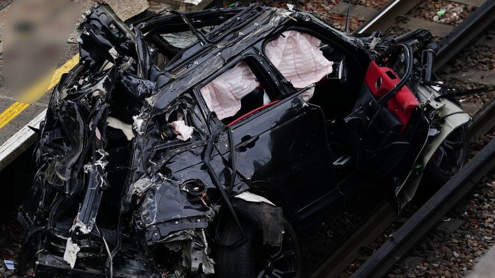 car crash on a40 today