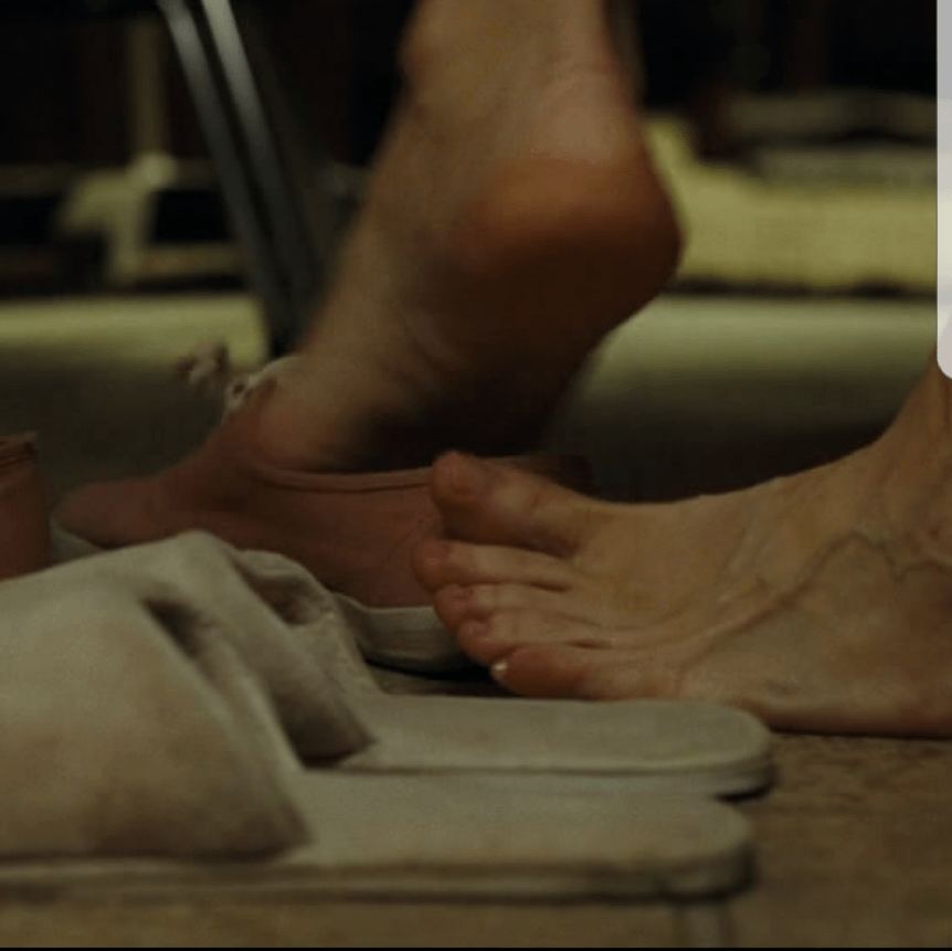 kristin wiig feet