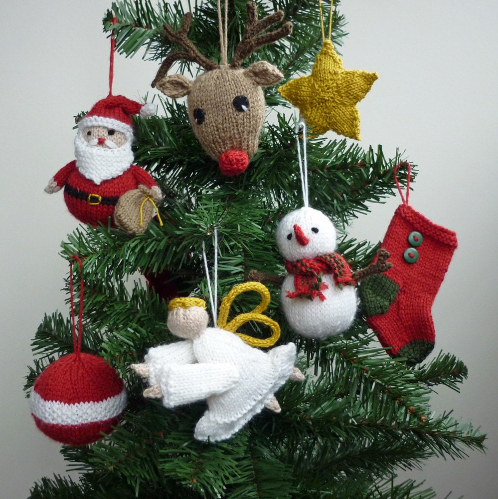 christmas tree decorations to knit