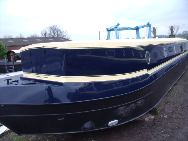 broad beam boats for sale