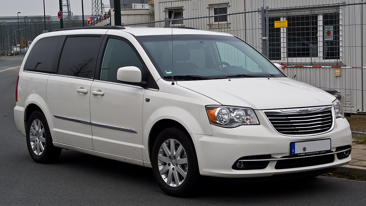 chrysler town and country touring