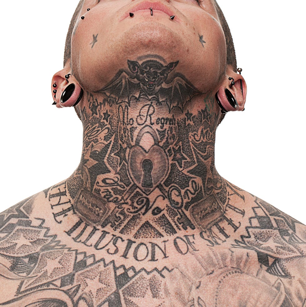 guys with neck tattoos