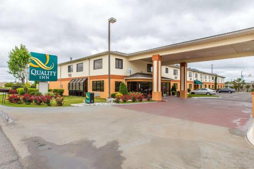 quality inn montgomery south