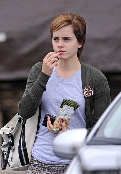 emma watson no makeup