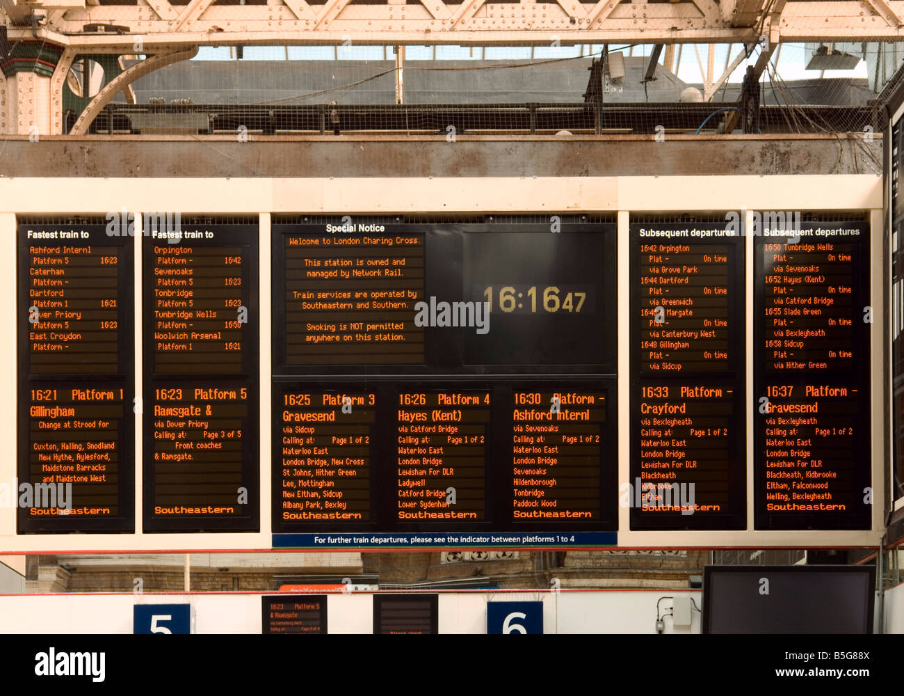 charing cross live departures