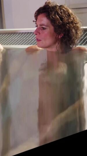 alex polizzi boobs