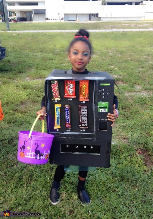 costume vending machine