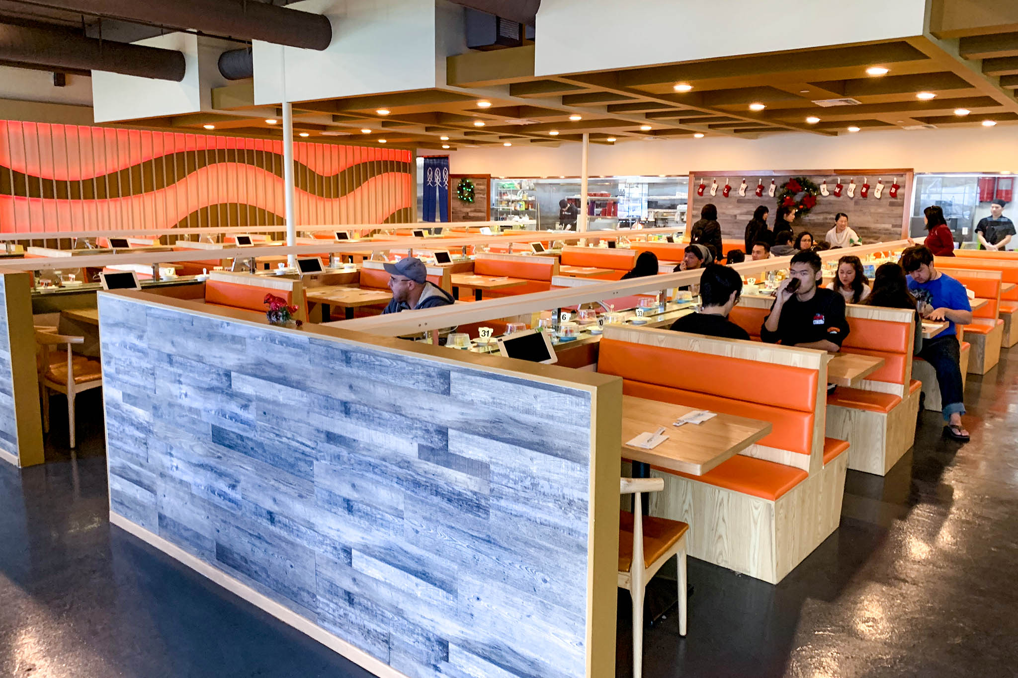 mikami bar and revolving sushi reviews