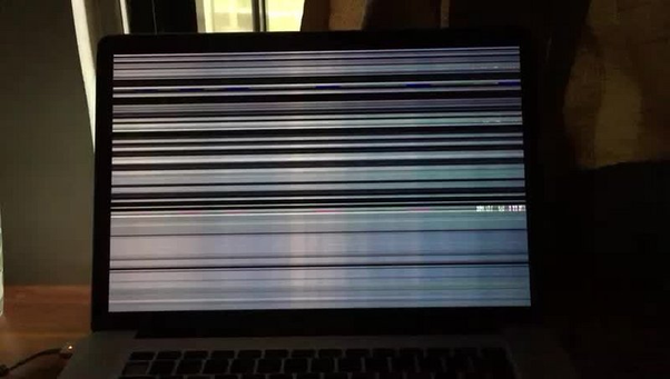 how to fix laptop screen flickering