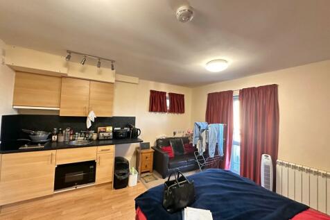 1 bedroom flat to rent in cambridge