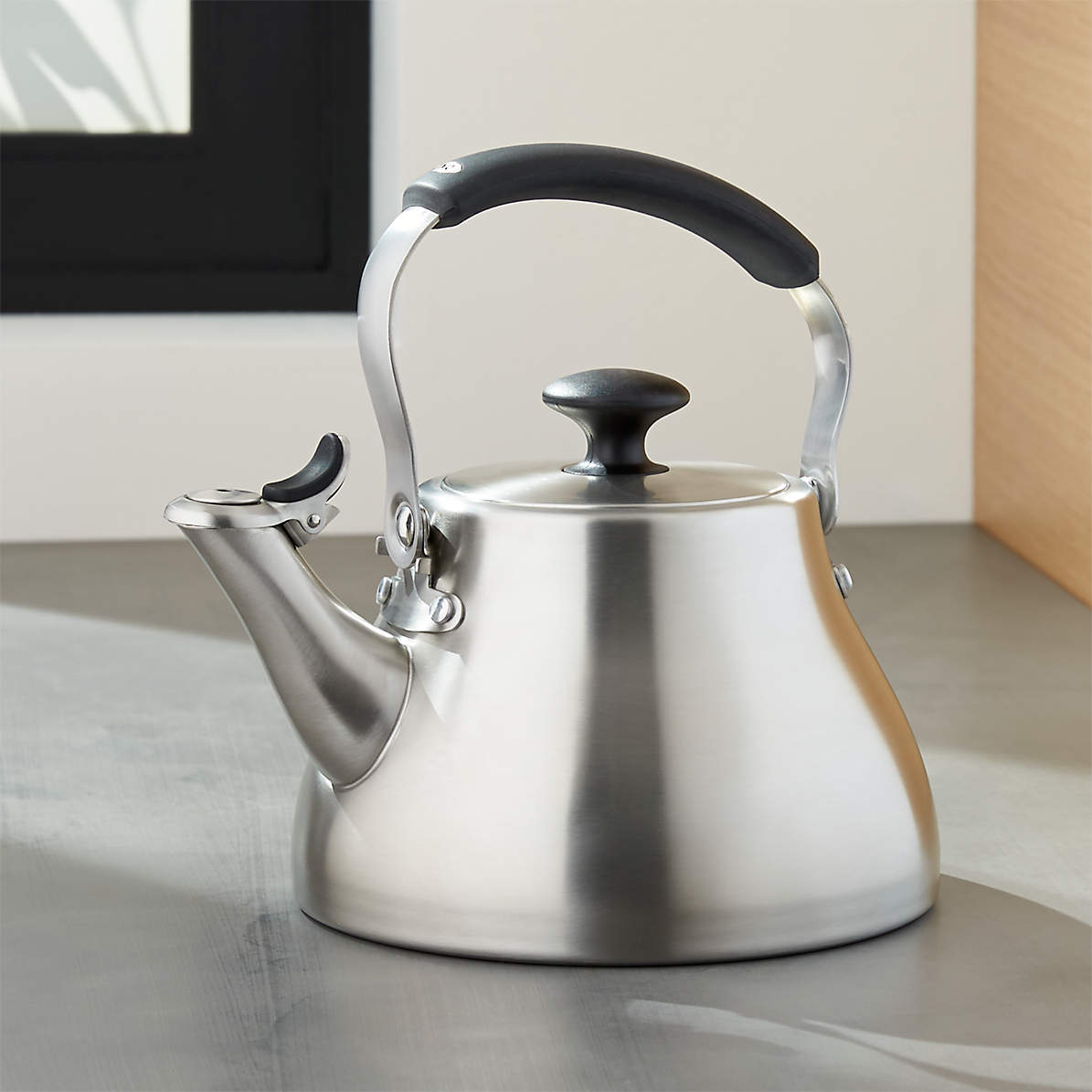 oxo whistling tea kettle