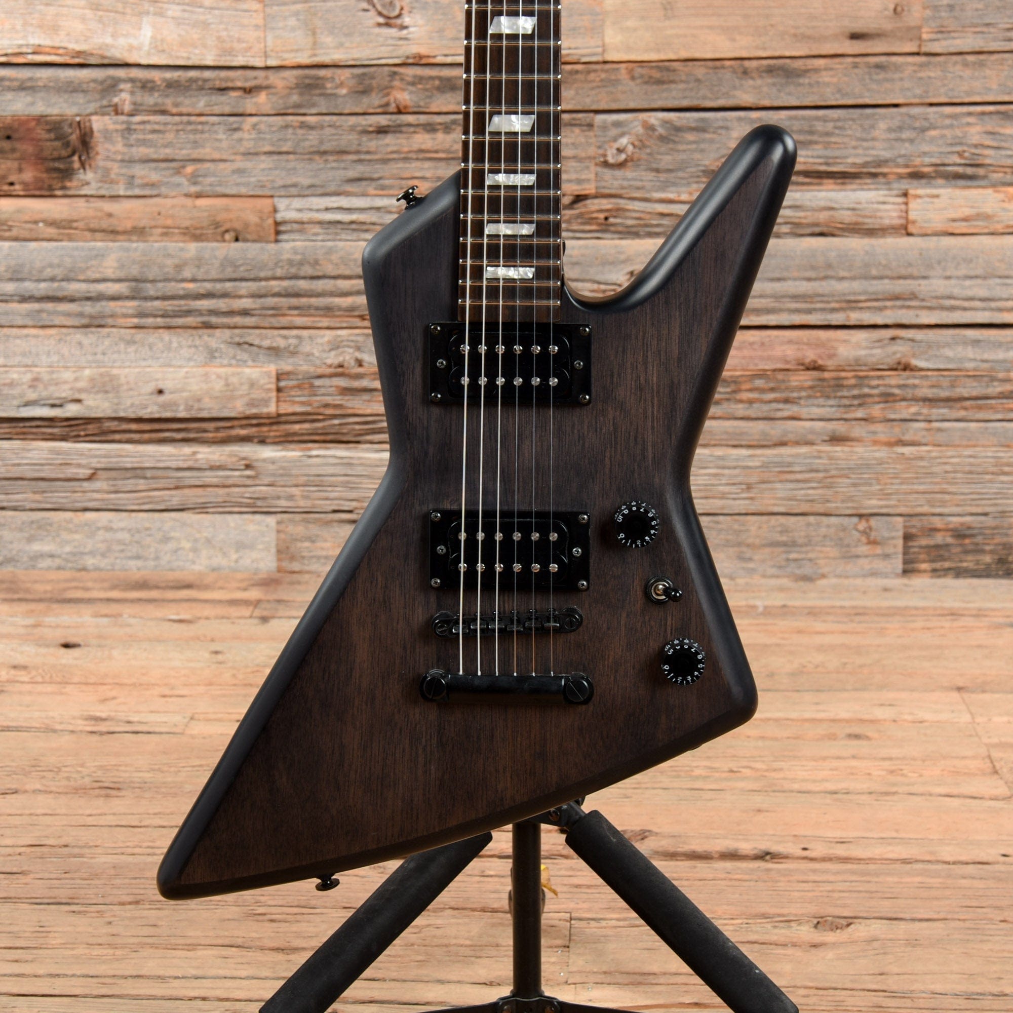 epiphone explorer gt