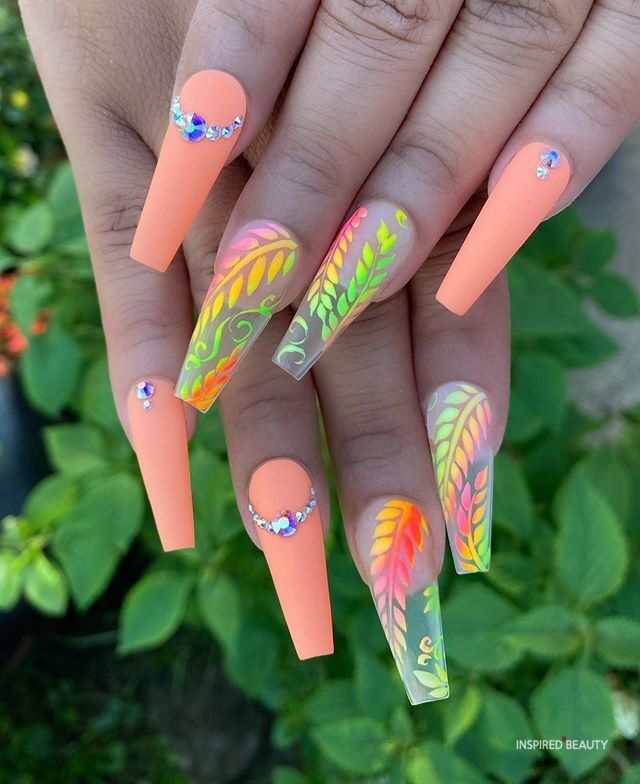 bright fake nails