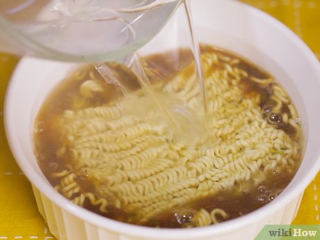 how to cook ramen in the microwave