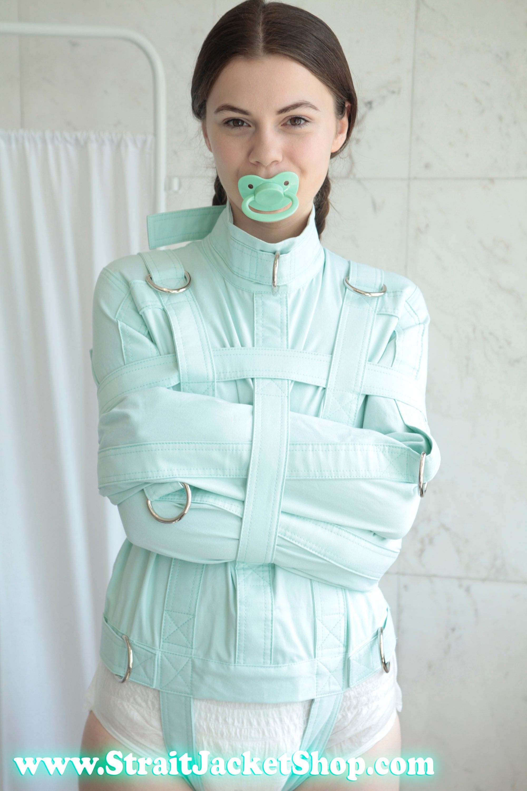 straitjacket diaper