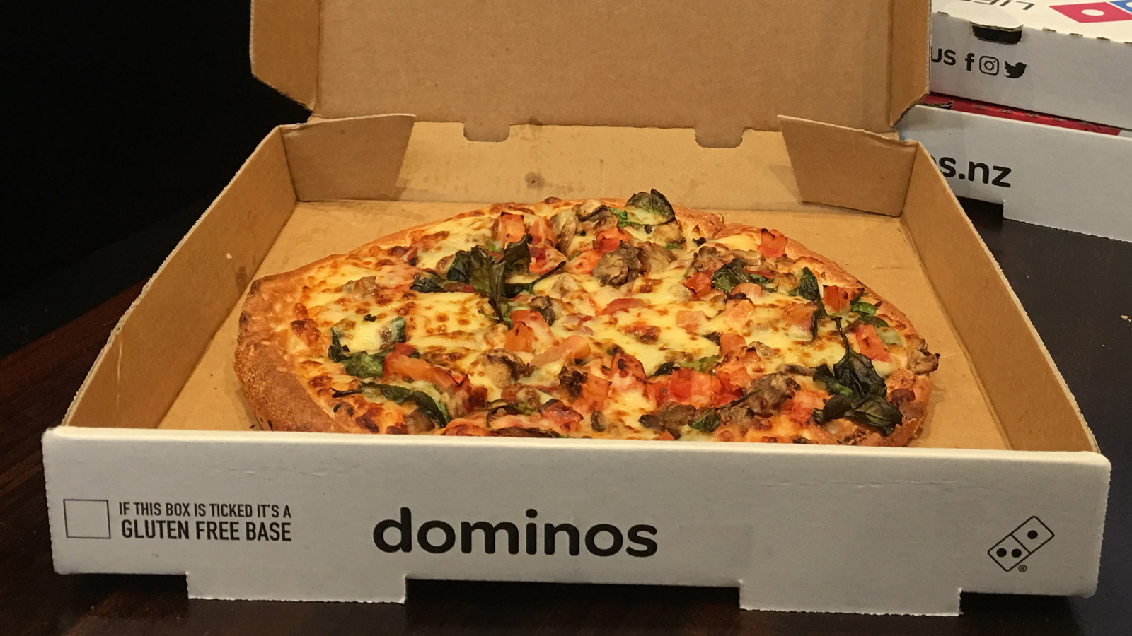 crunchy thin crust pizza dominos