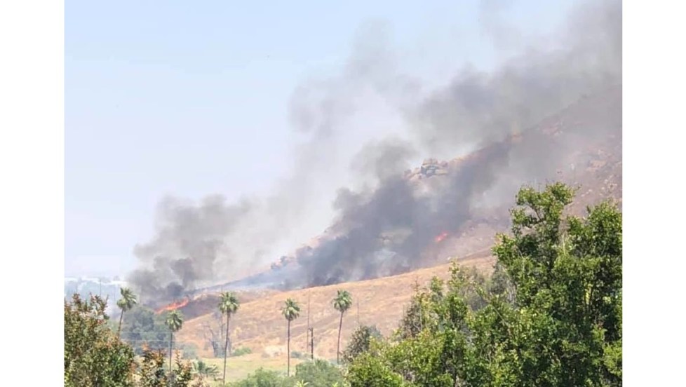 mount rubidoux fire today