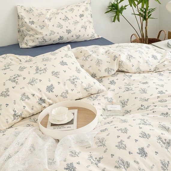 dainty bedding