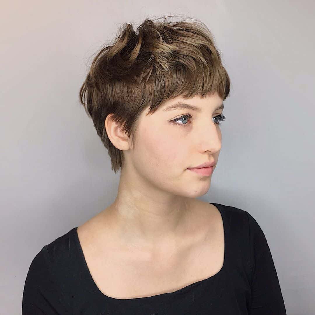 messy pixie with bangs