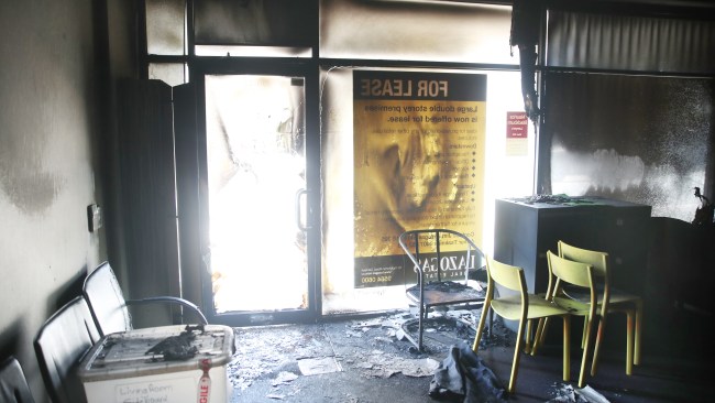 oakleigh tobacco shop fire