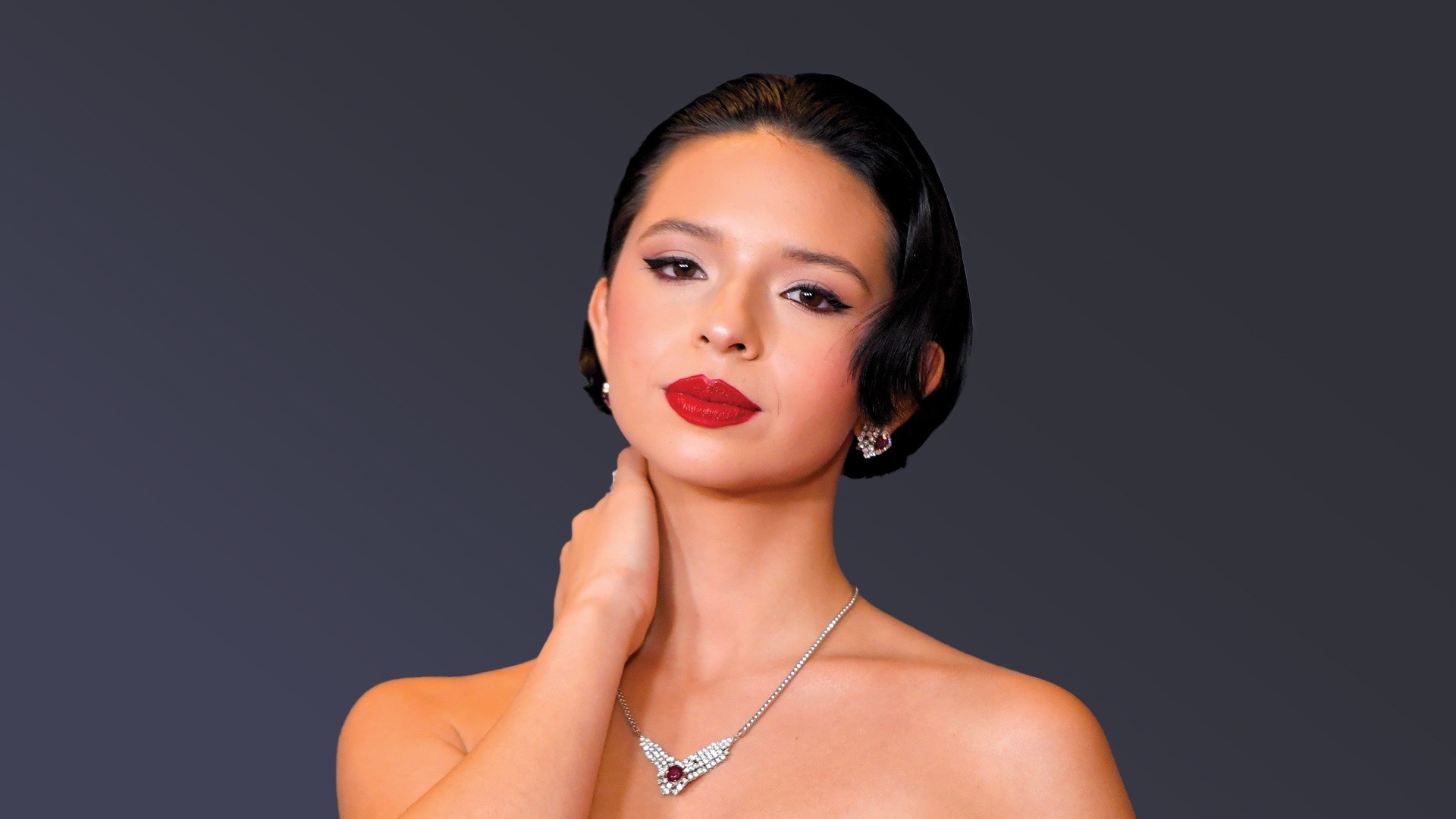 angela aguilar desnuda