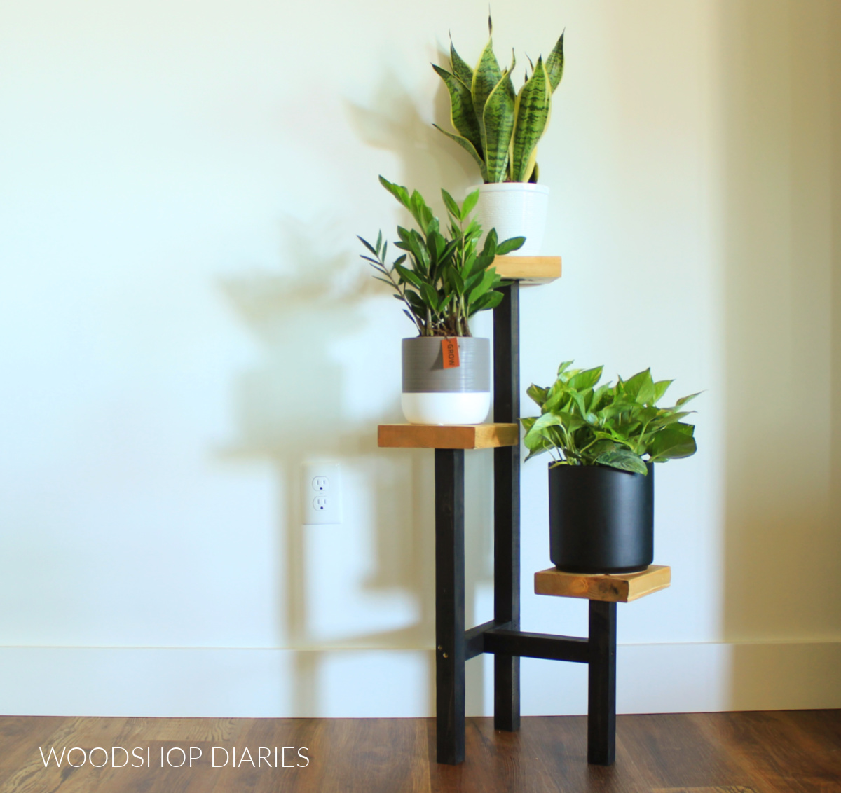 indoor plant stand wood