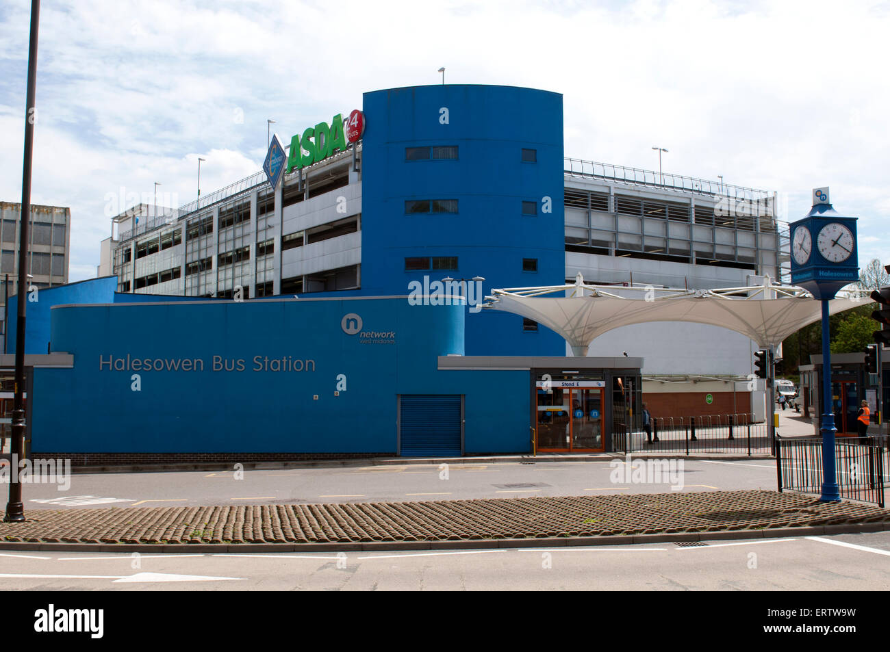 halesowen bus station