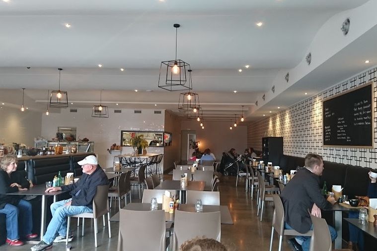 aura cafe traralgon