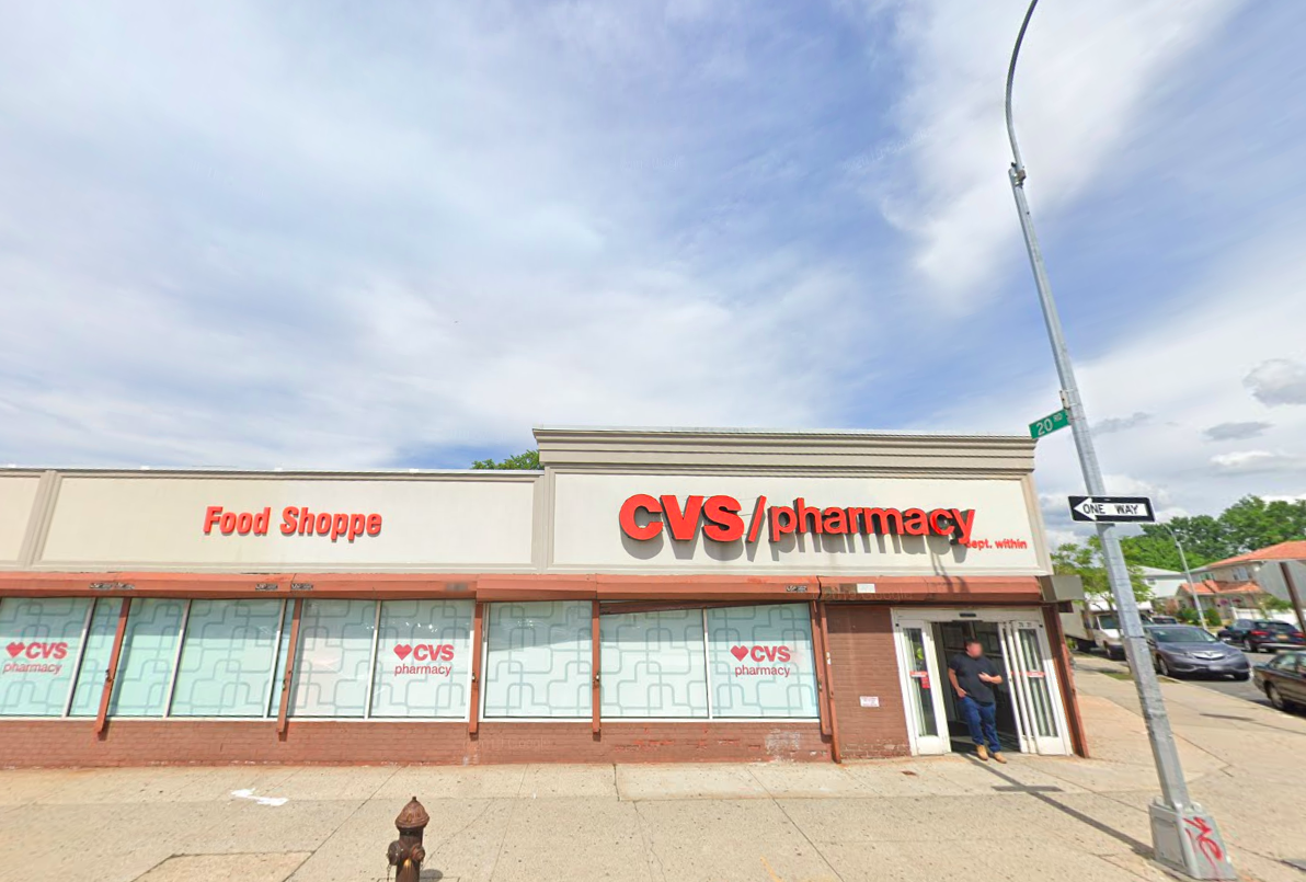 cvs on metropolitan ave