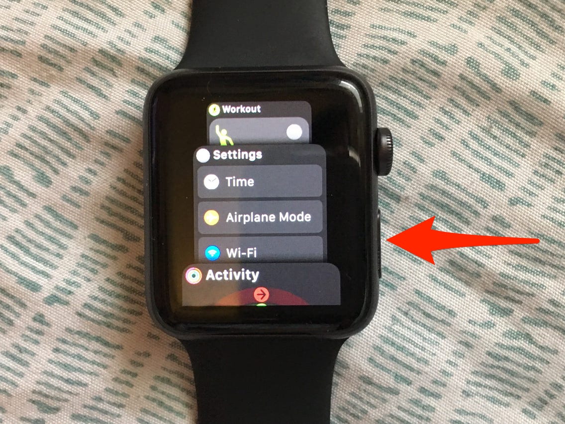 apple watch closing apps