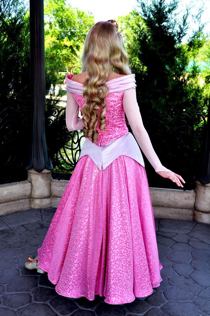 princess aurora outfit