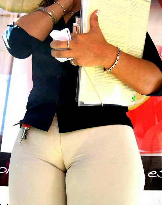 cameltoe en la calle