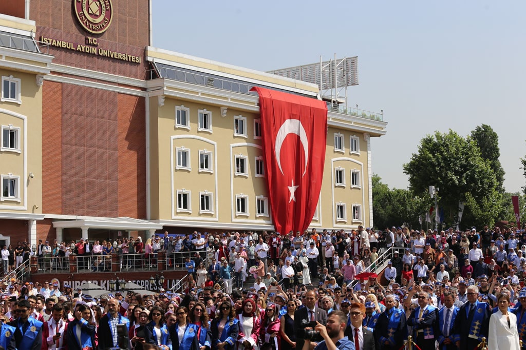 istanbul aydin university