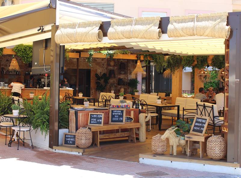 best restaurants in porto cristo