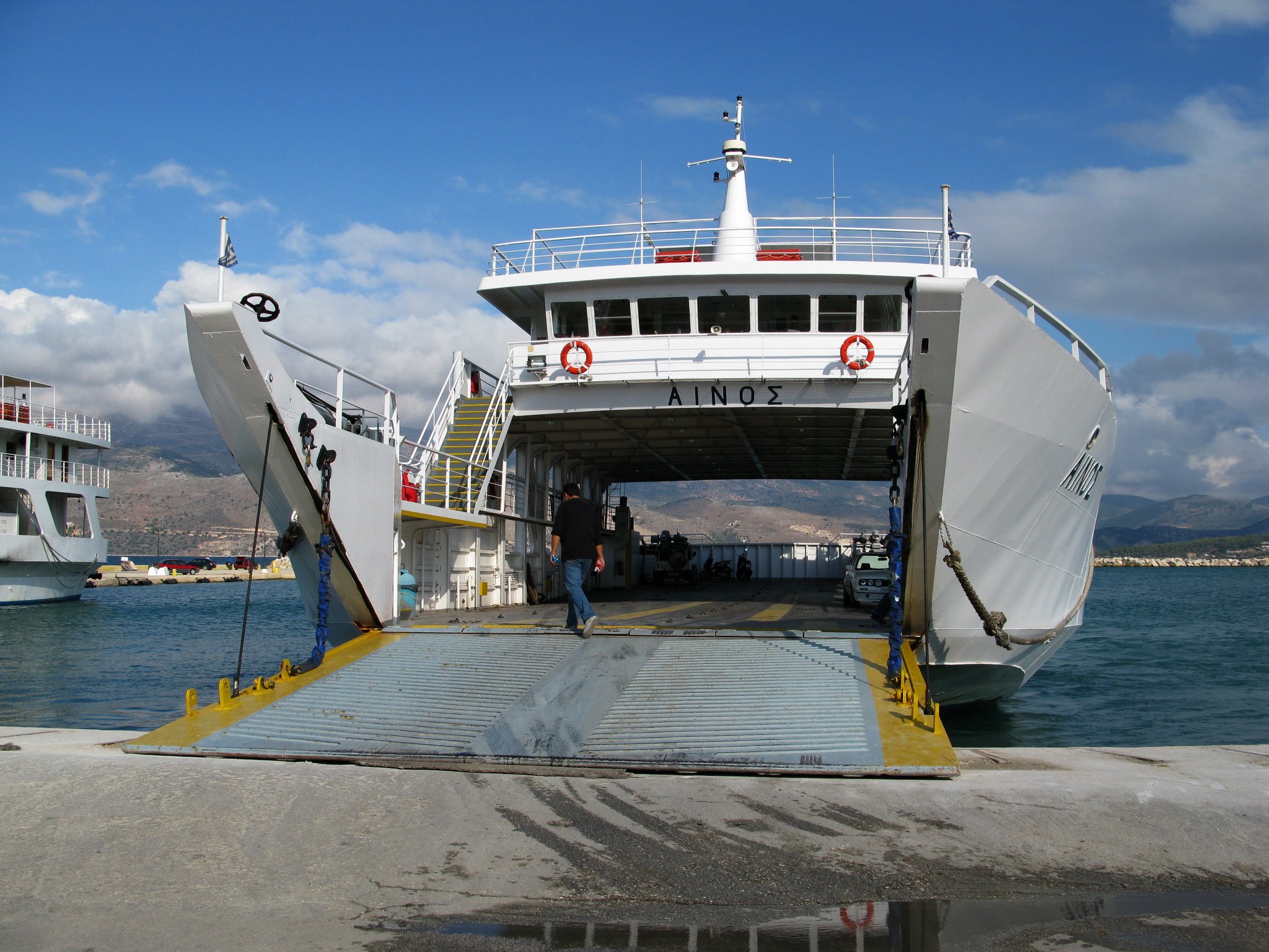 argostoli lixouri ferry