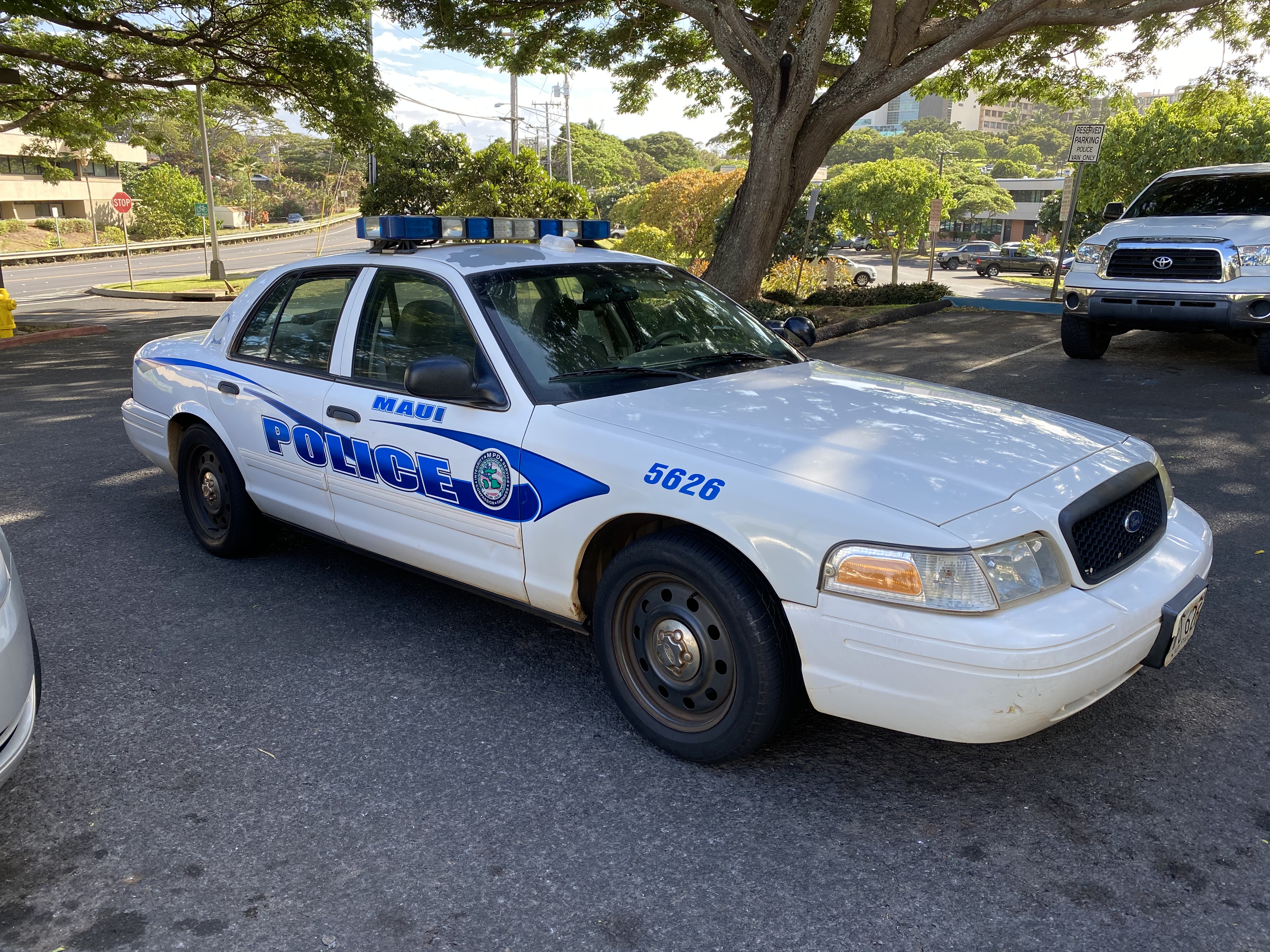 maui police car