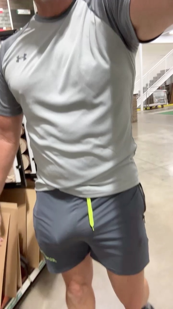 gay male bulge