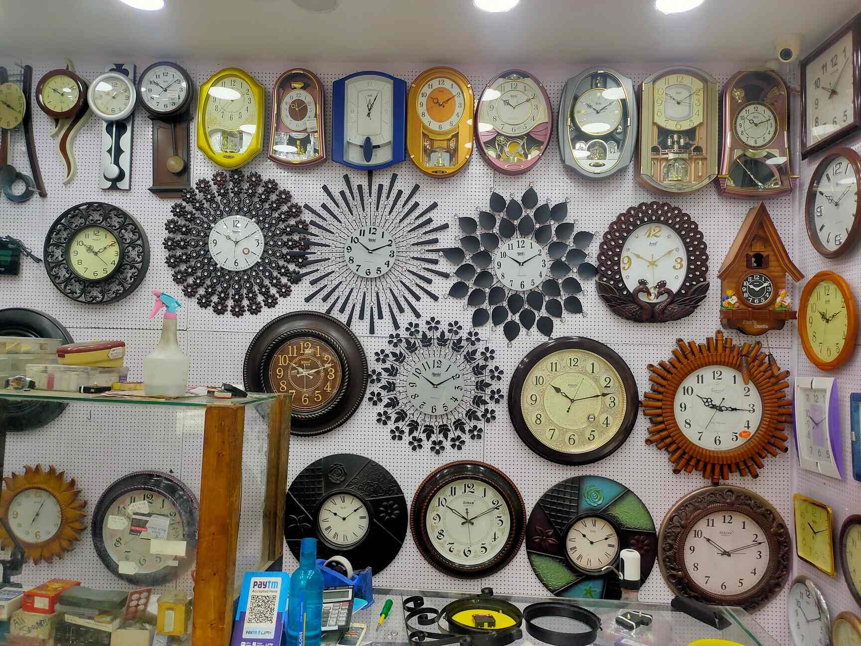 antique wall clock shop near me