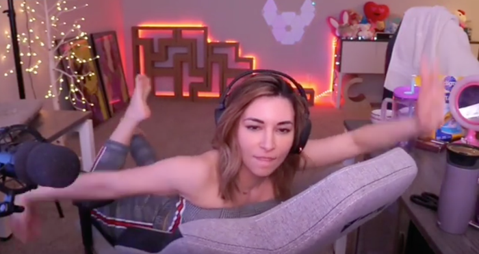 twitch nipple slip