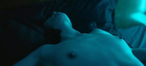 heida reed topless