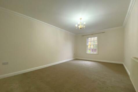 flats for sale in deal kent