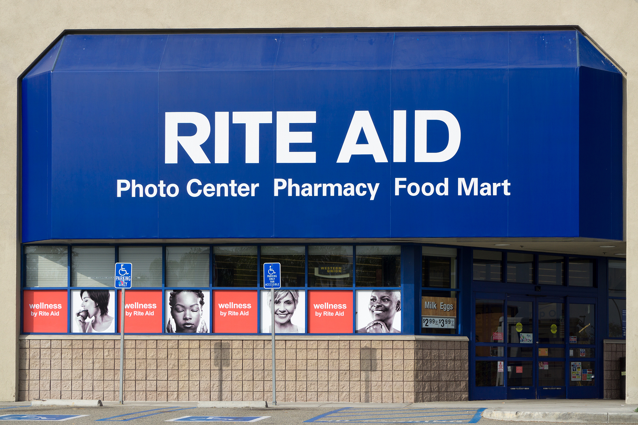 pharmacy open sunday near me